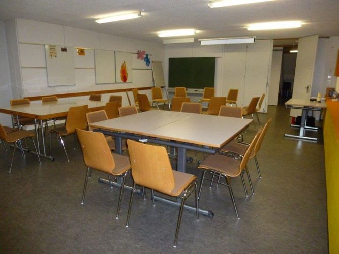 Koenizwaber Infrastruktur Saal2