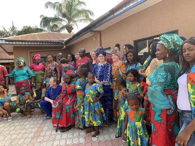 Csm Grossfamilie Okoli Mit Sfon 199Fd06430