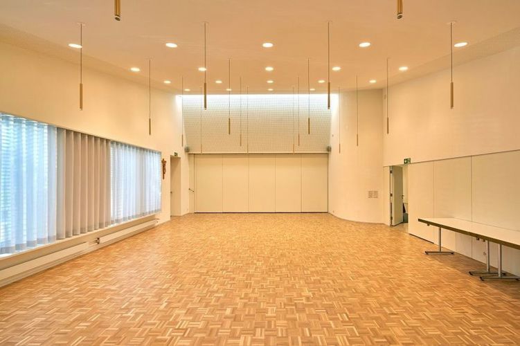 Oberaargau Infrastruktur Kirchgemeidnehaus Herzogenbuchsee Saal