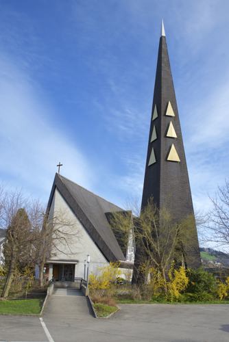 Kirche Im Fruehling STJ3620